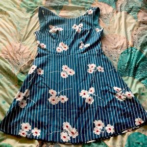 NWT ModCloth dress open tie-back style